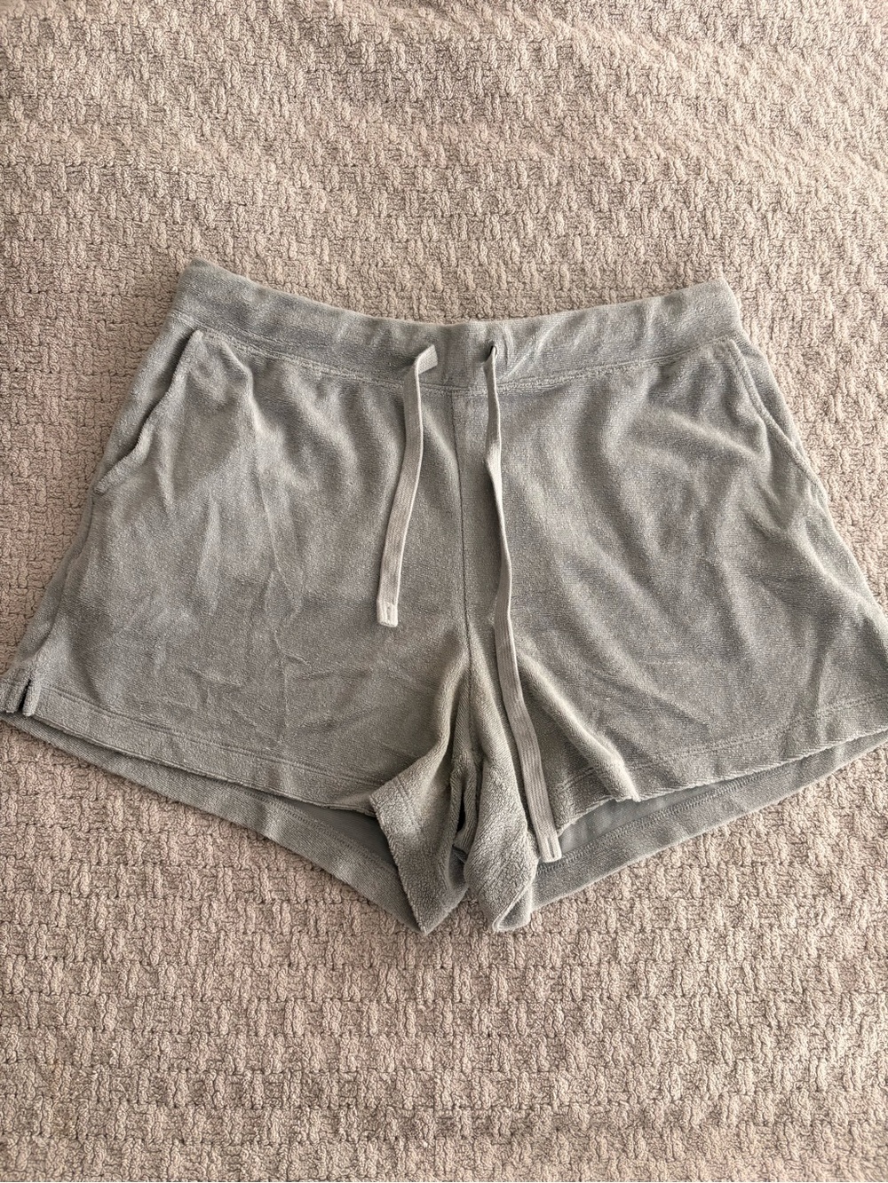 Uniqlo Light Gray Terry Drawstring Women's Athletic Shorts